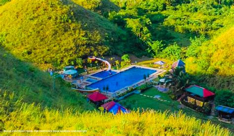 Controversial Chocolate Hills resort shuts down .
